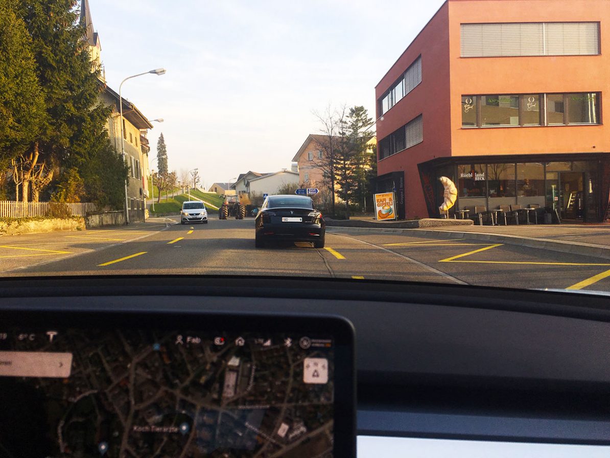 Tesla Spotting – Tesla Model 3
